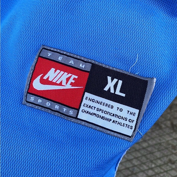 Nike Jordan North Carolina Jersey - Picture 3 of 11